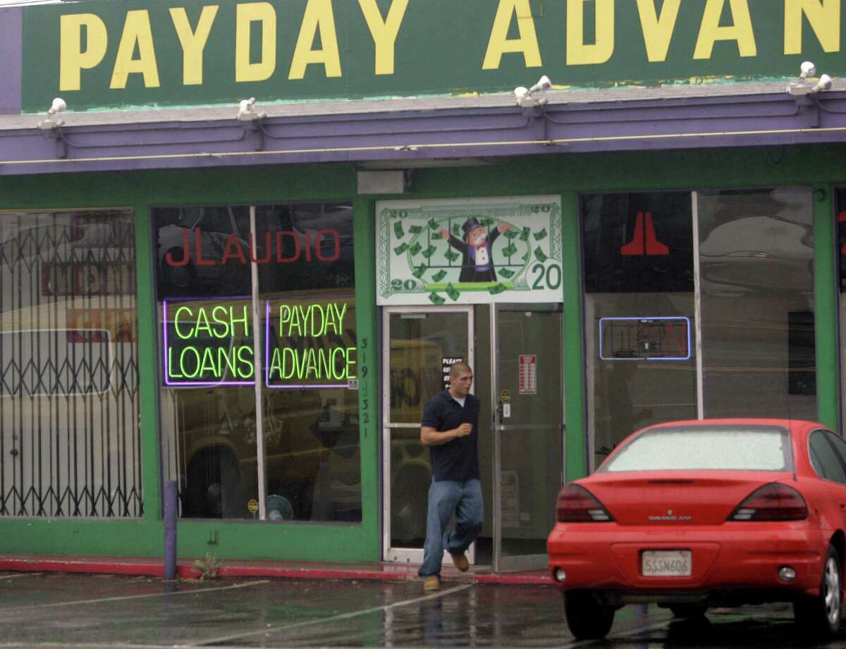 Texas lawmakers, under the influence of the industry, failed to protect citizens from high-interest payday loans in the regular legislative session.