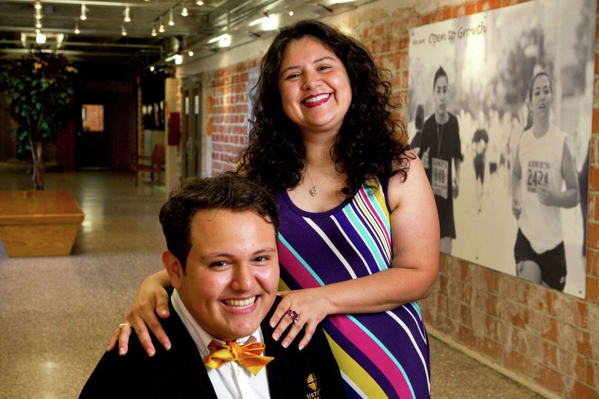 Christian Anté with his mom, Brenda Juarez-Anté, at Cristo Rey Jesuit College Preparatory School.