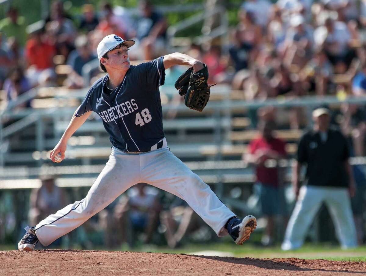 Trumbull edges Staples to reach Class LL baseball semifinals