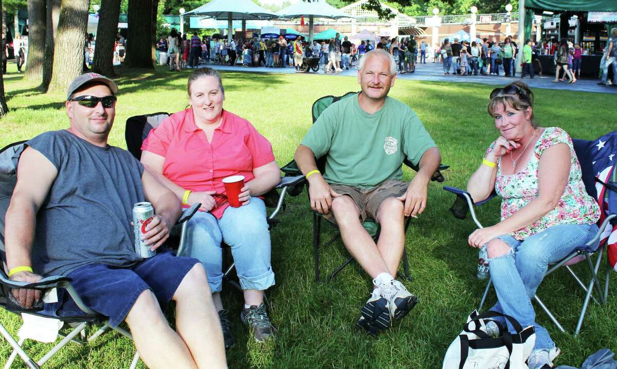 SEEN: Brad Paisley at SPAC