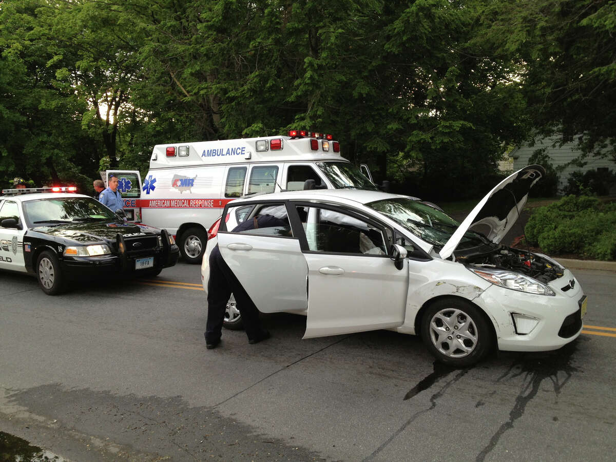 Fairfield Cops Investigate Two-car Crash