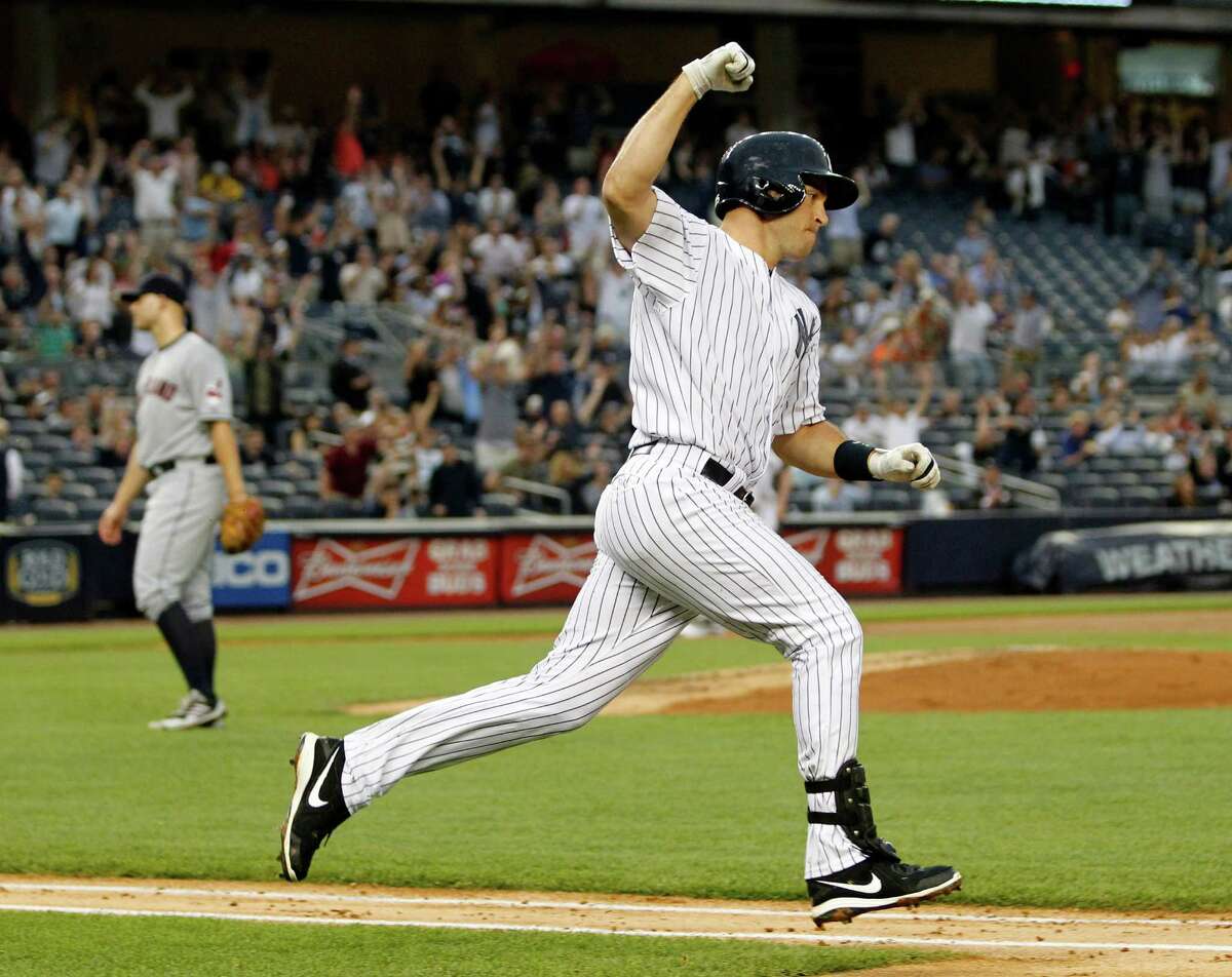 Teixeira wins it with walk-off grand slam 