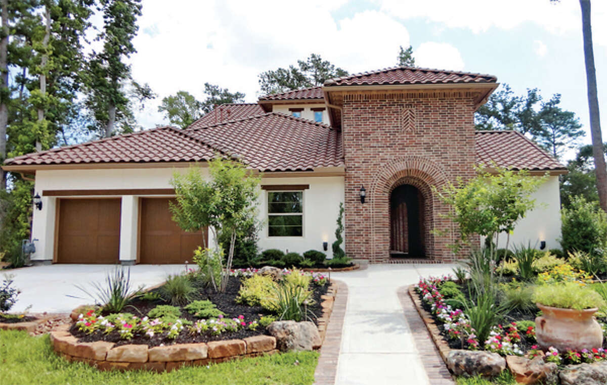 Darling Homes opens new models in Creekside Park