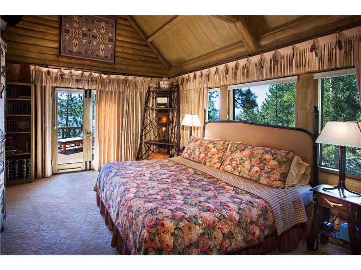 Howard Hughes' former Tahoe estate for sale