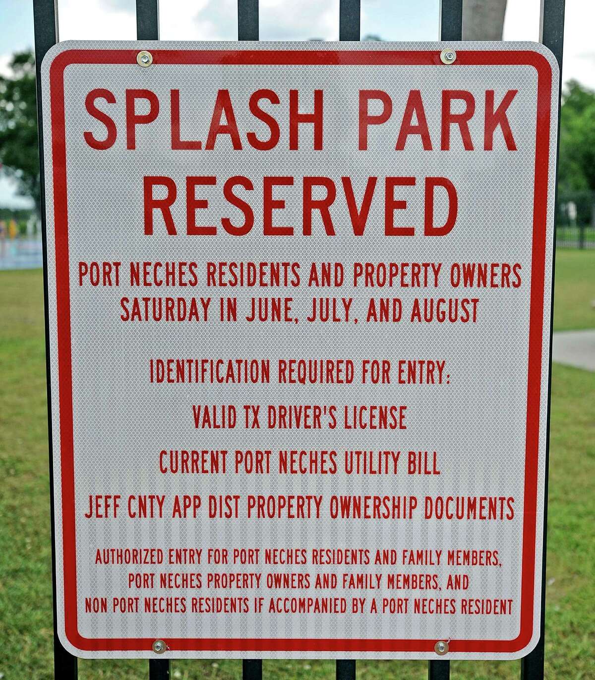 Port Neches cracks down on splash park access