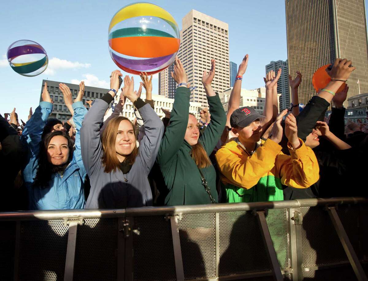 Top 10 cities for new grads