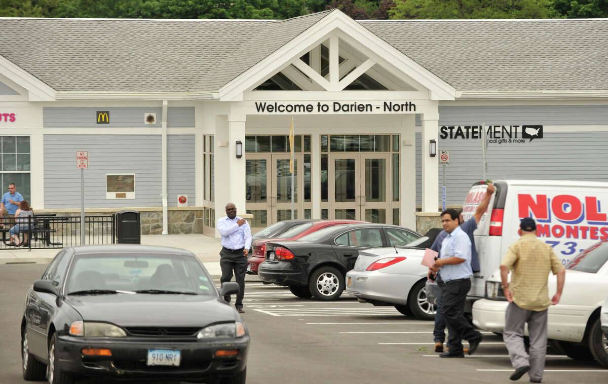 Darien Interstate 95 rest area reopens