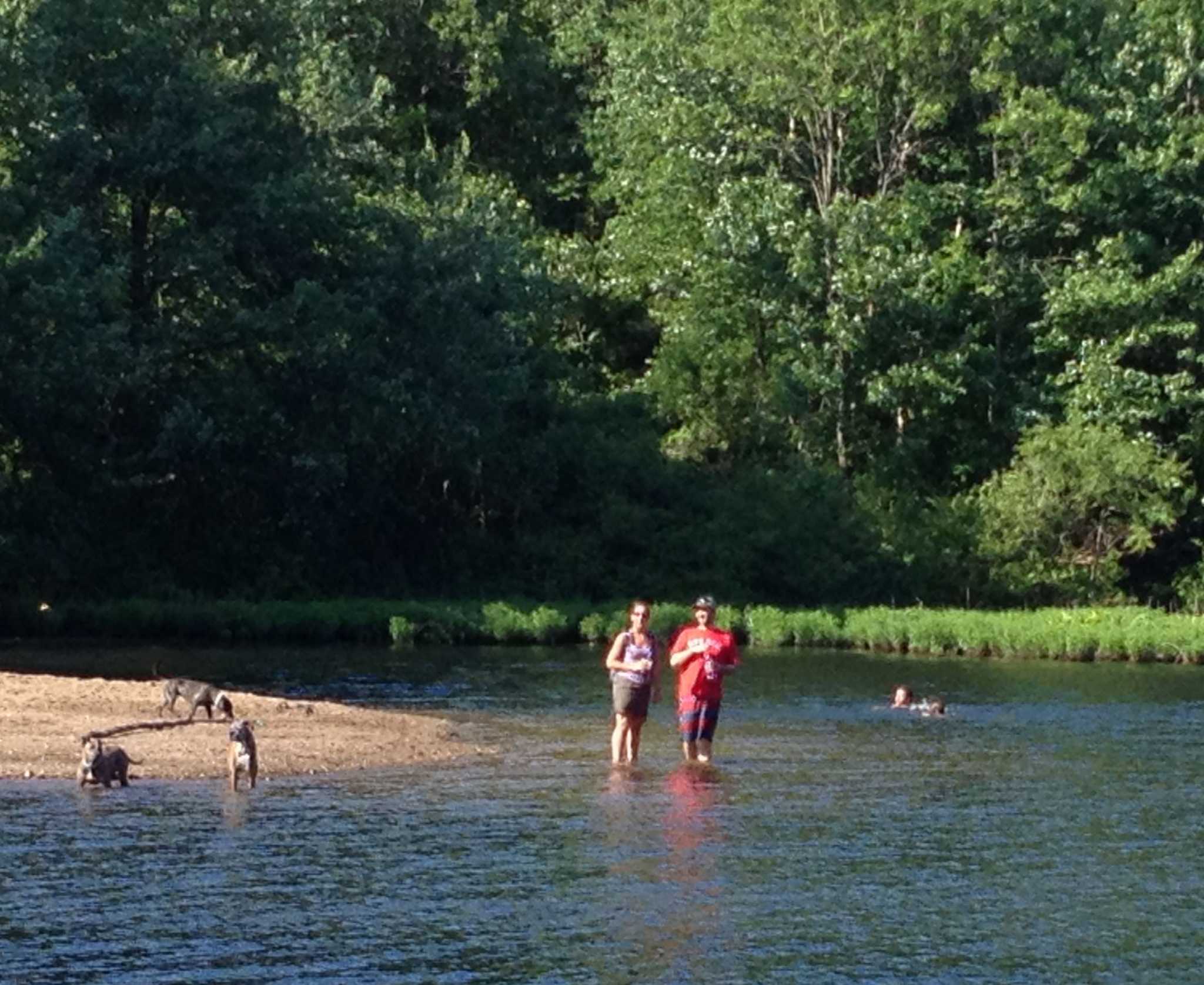 Trouble signs Warnings on Lake Mohegan swim dangers ignored