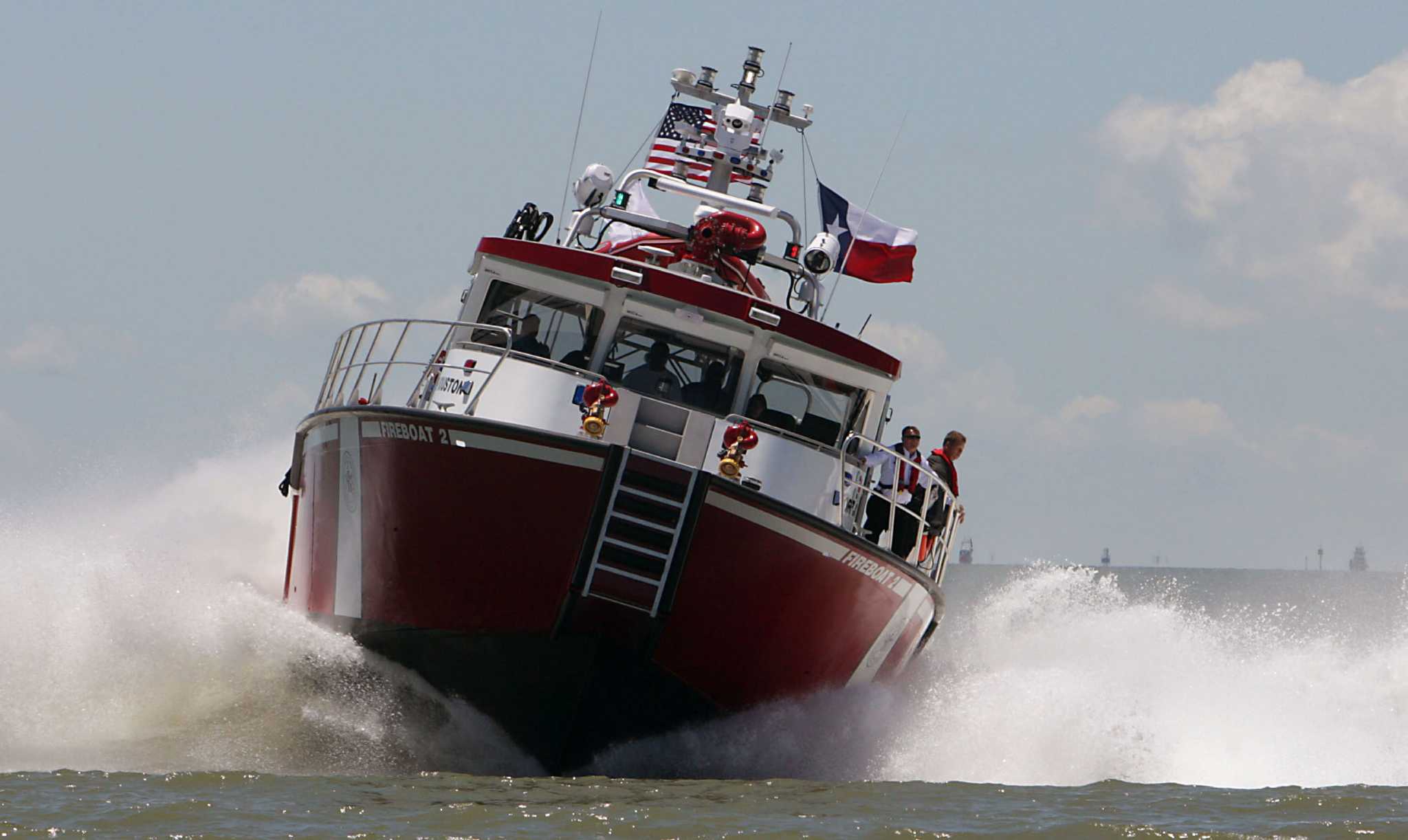 Speedy, hightech fireboat comes to Port of Houston