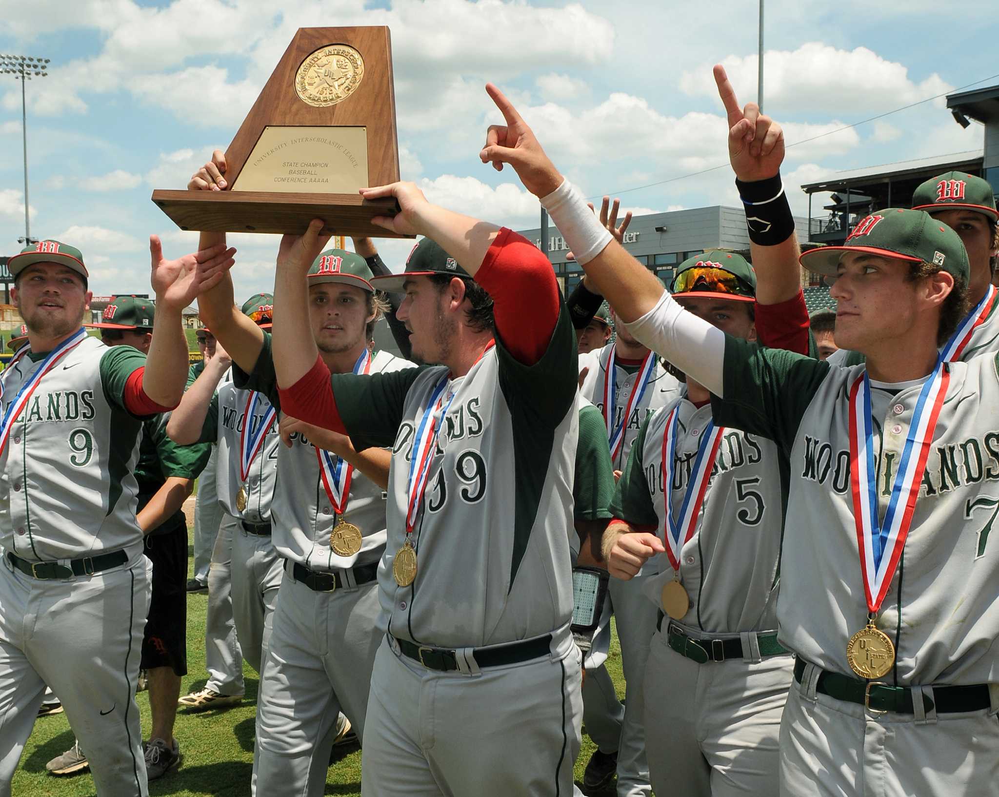 Woodlands overcomes tough start vs. Dulles in 5A state baseball final - Houston Chronicle2048 x 1633