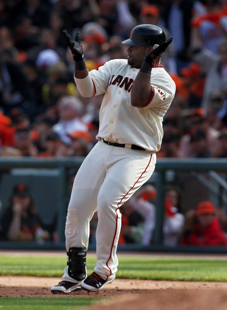 Pablo Sandoval in Giants camp, feasting on weight-loss praise