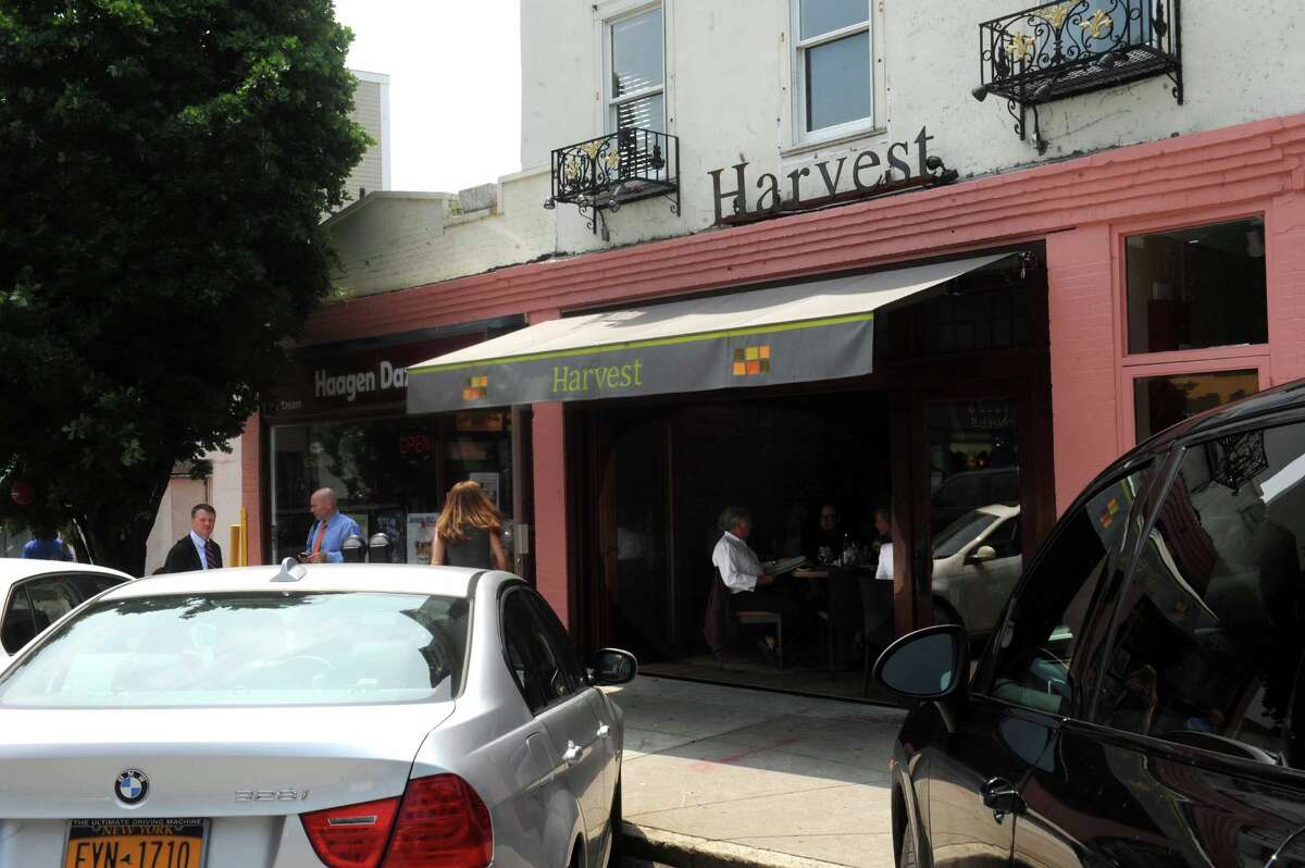 Harvest Wine Bar & Restaurant shines in Greenwich