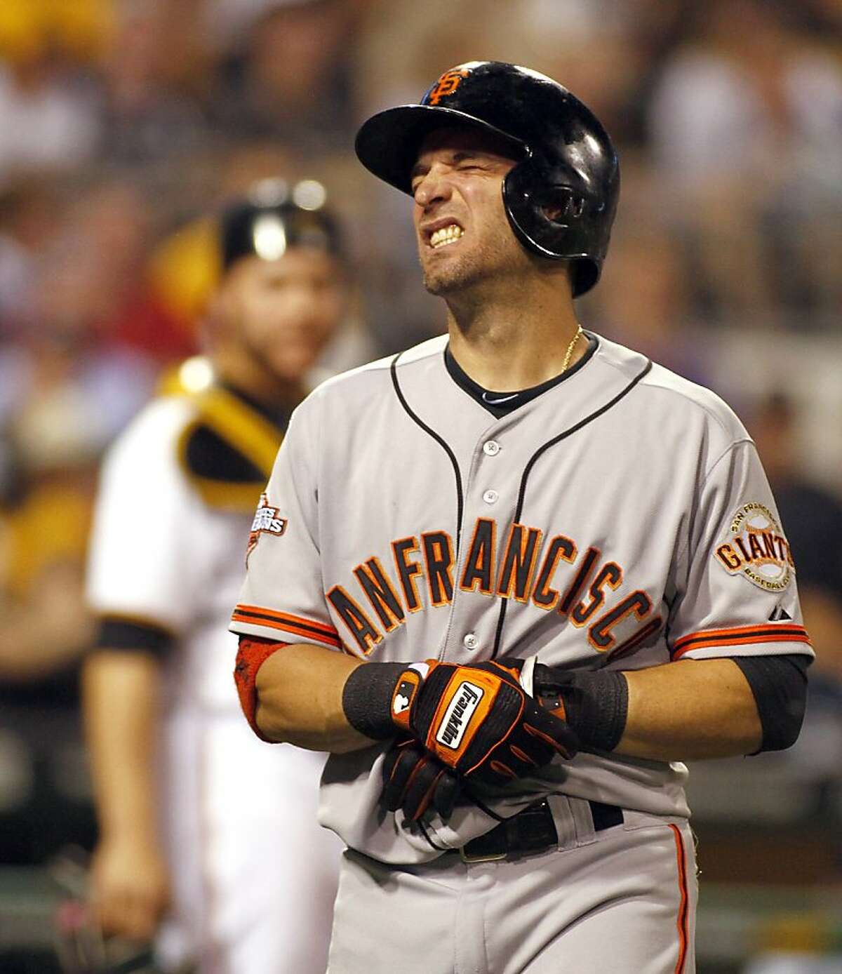 Scutaro injury overshadows Giants' 8-2 loss