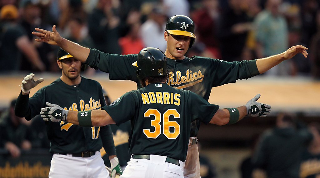 A's win over Yankees