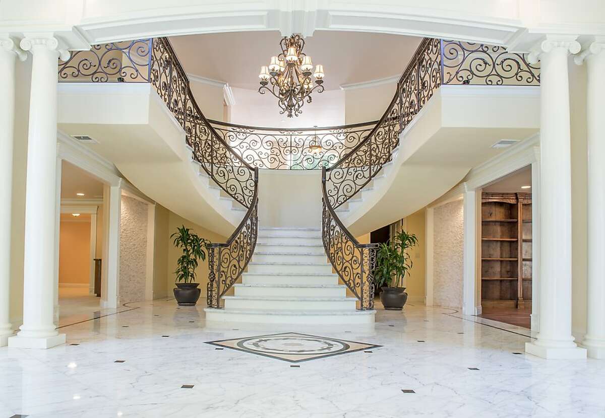 Lafayette estate boasts marble finishes