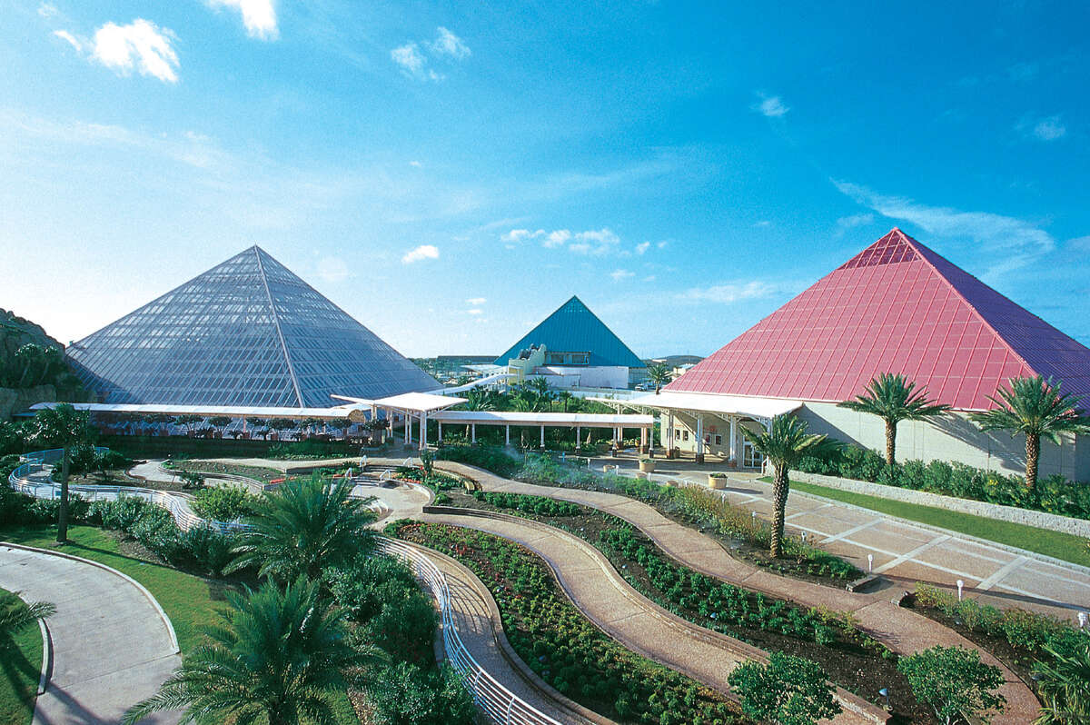 30 years ago Moody Gardens brought white sand and pyramids to Galveston
