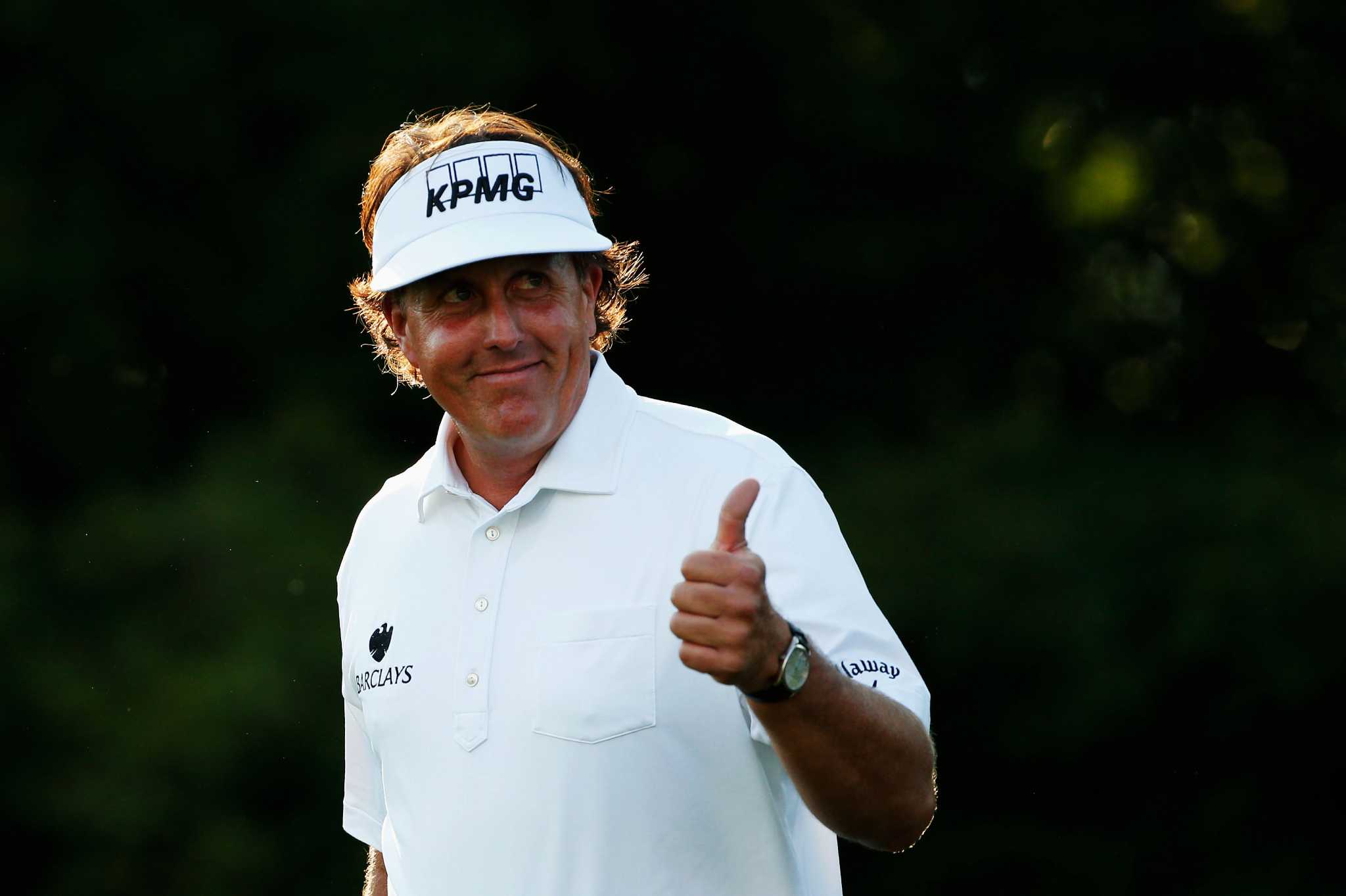 Merion bares its teeth; Mickelson, Horschel tied for Open lead