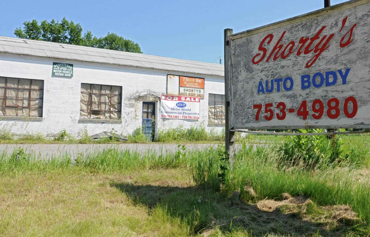 2 wanted device used on enemies, officials say