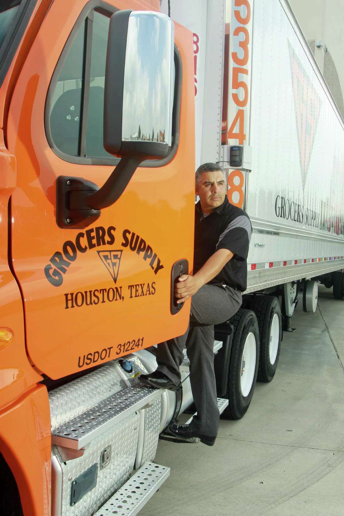 Houstonbased Grocers Supply to sell its wholesale operations