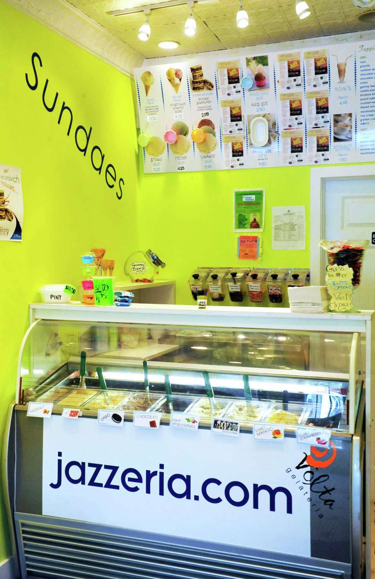 Jazz, pasta, pizza and more at Piccolo's