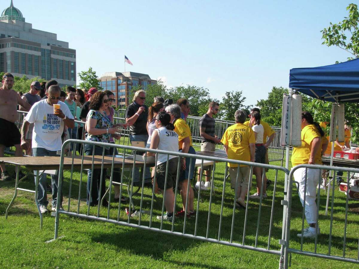 SEEN Alive at Five with The Refrigerators