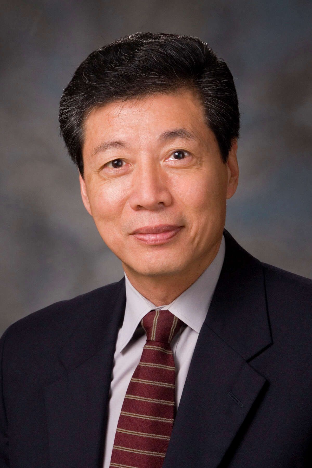Dr. Kian Ang, a renown cancer physician at MD Anderson, has died. Beloved by his colleagues, Ang has been an influential figure in MD Anderson tradition of ringing the bell at the finish of radiation treatments. Photo credit: Courtesy of MD Anderson.
