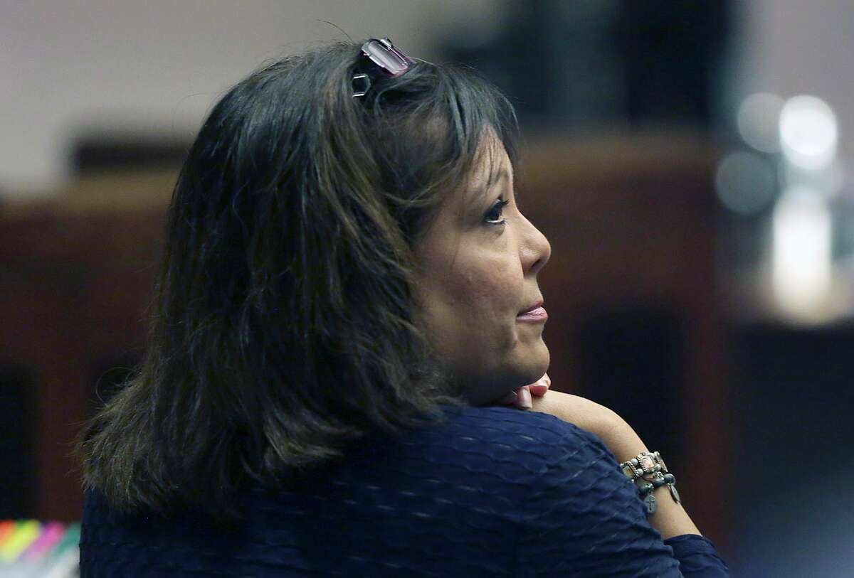 Former kindergarten teacher Cynthia Ambrose takes the witness stand in her own defense, Thursday, June 20, 2013 in San Antonio. Ambrose, former San Antonio teacher accused of directing students to hit a schoolmate for being a bully has been convicted of official oppression. (AP Photo/San Antonio Express-News, Bob Owen) RUMBO DE SAN ANTONIO OUT; MAGS OUT; NO SALES; TV OUT; MANDATORY CREDIT
