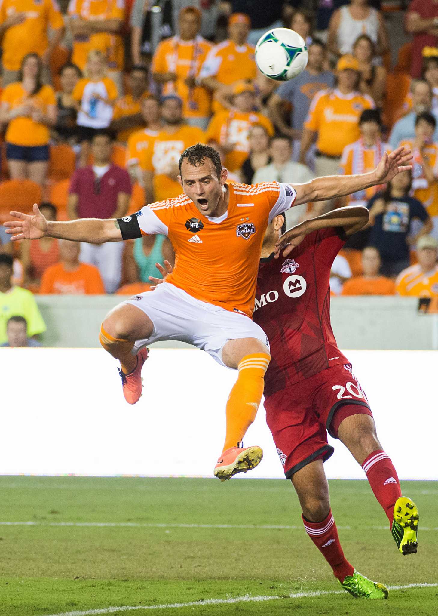 Houston Dynamo midfielder Brad Davis named to U.S. national team