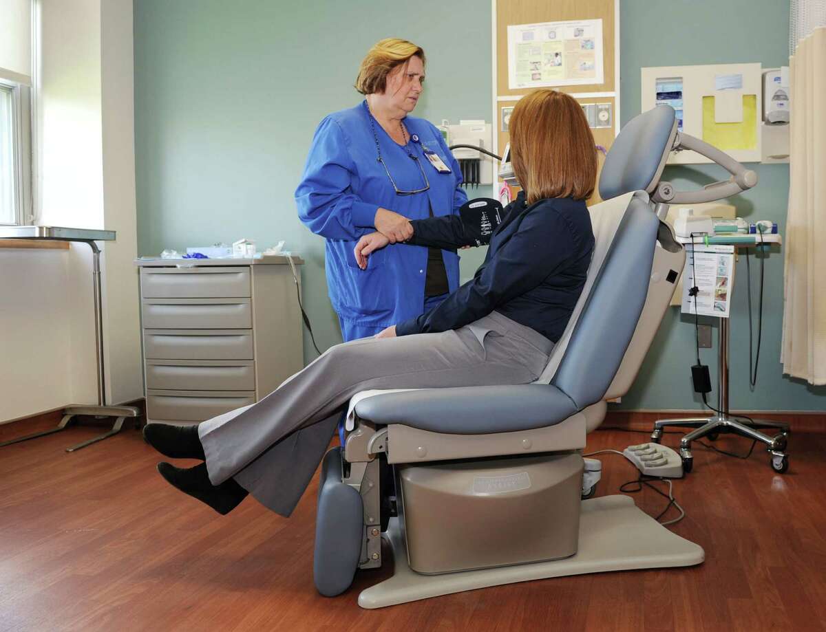 VA reaches out to female vets