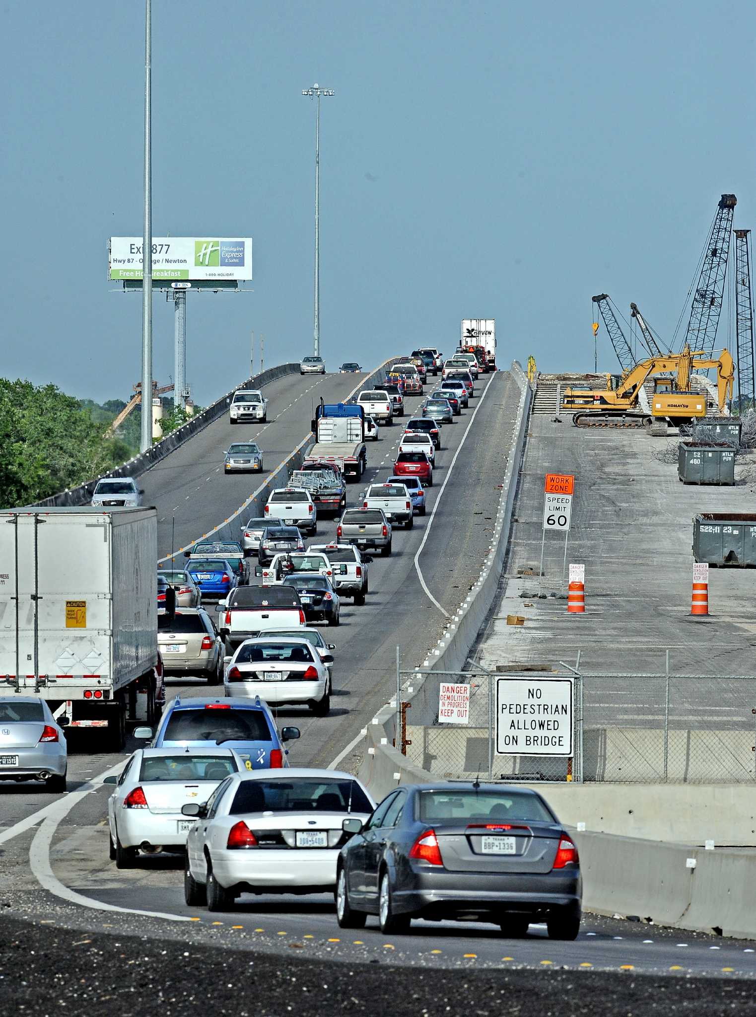 Crossing the Neches River Bridge Be patient officials say