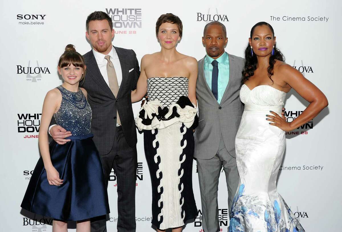 Cast members, from left, Joey King, Channing Tatum, Maggie Gyllenhaal, Jamie Foxx and Garcelle Beauvais attend the "White House Down" premiere at the Ziegfeld Theatre on Tuesday, June 25, 2013 in New York. (Photo by Evan Agostini/Invision/AP) ORG XMIT: NYEA109