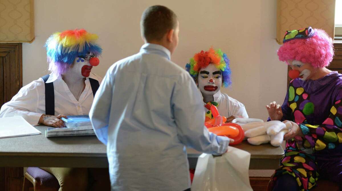 Photos Where class clowns really fit in