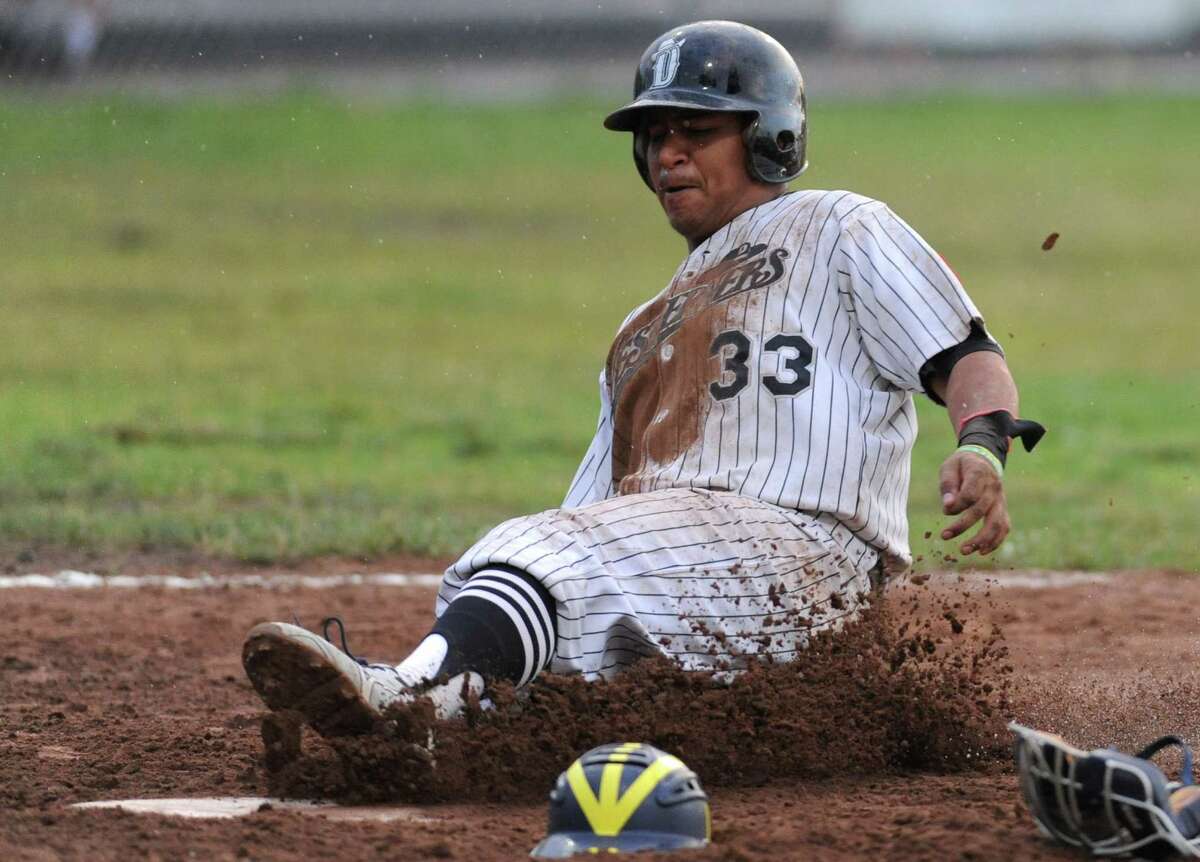 sanford-mainers-tie-westerners-in-9th-win-in-12th