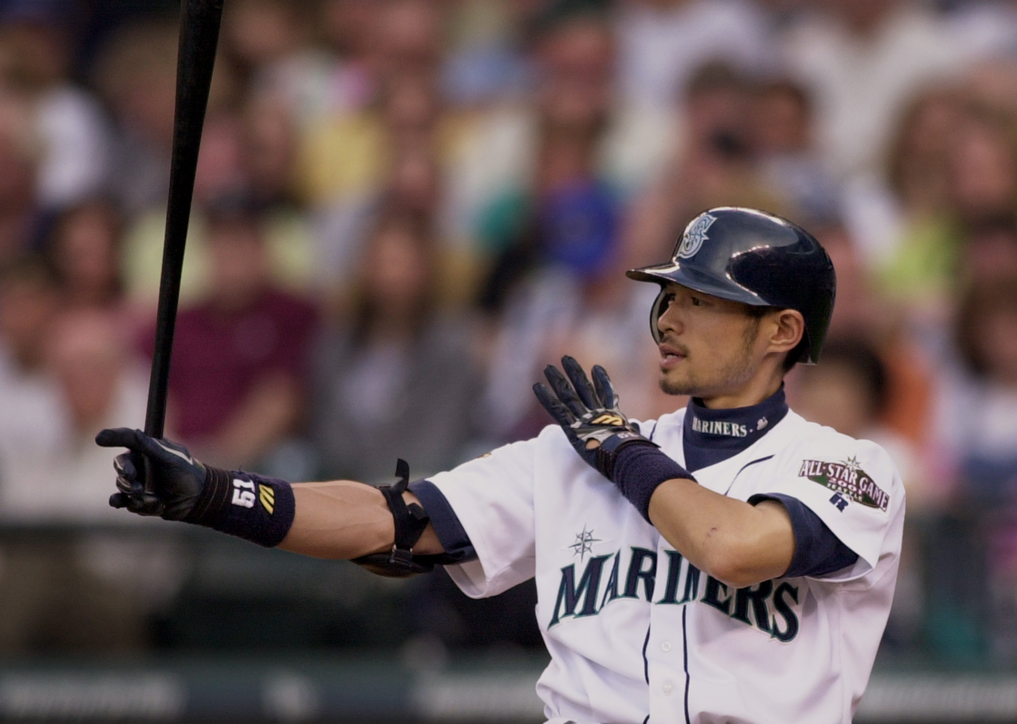 Ichiro Suzuki, 44, returns to Seattle Mariners on one-year deal