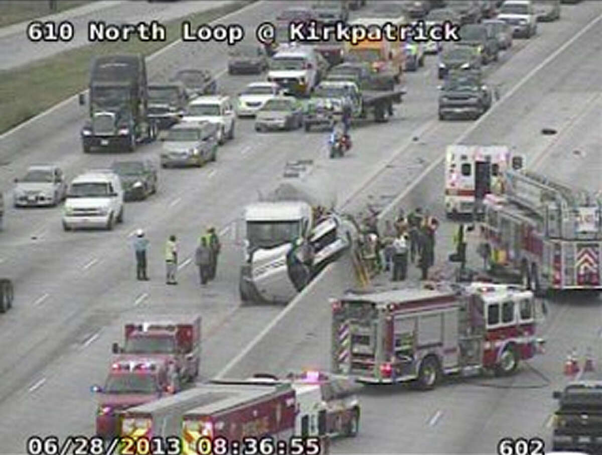 Crash jams Interstate 45 near The Woodlands