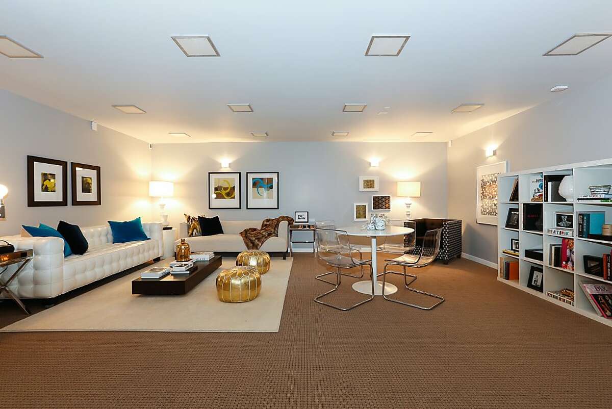 Renovated Cow Hollow home includes theater, designer kitchen