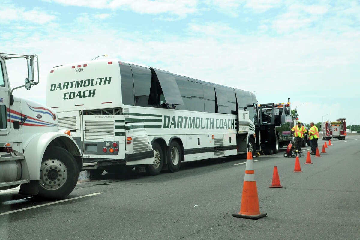 Chain reaction bus crash created traffic nightmare