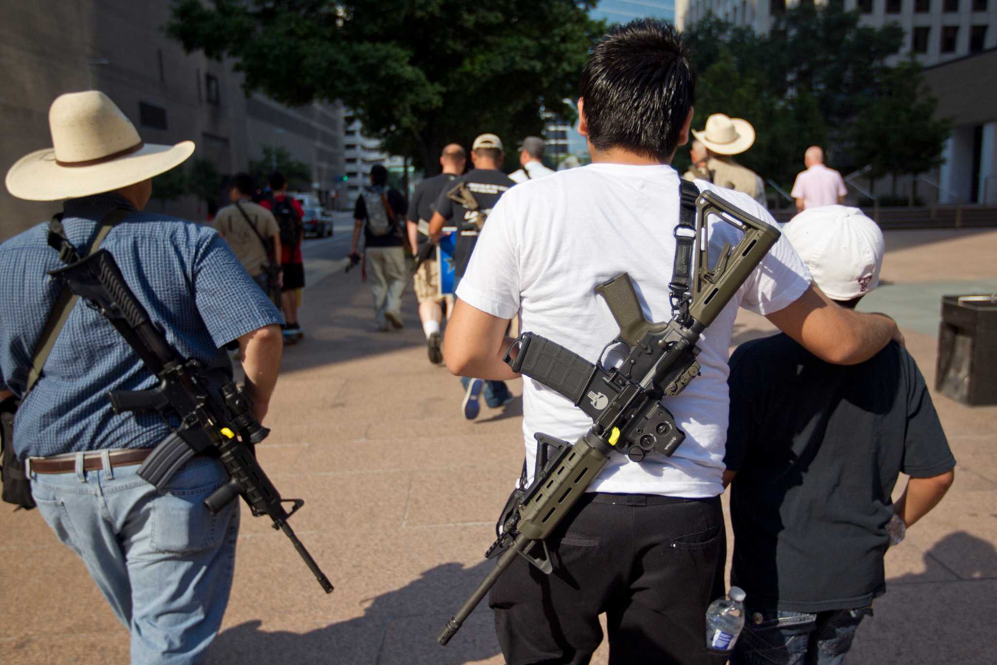 While Texas holds out, majority of U.S. allows open carry