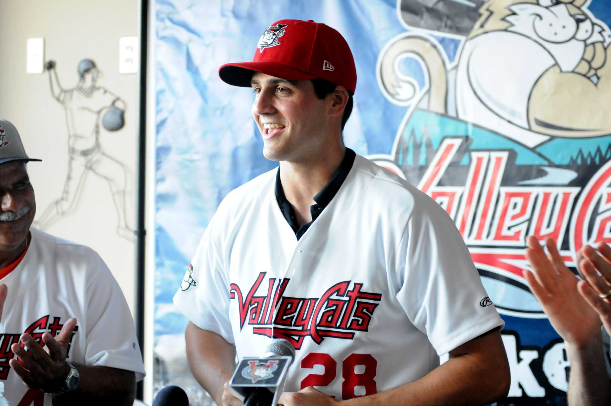 MLB Draft 2013: Stanford pitcher Mark Appel goes No. 1 to Astros