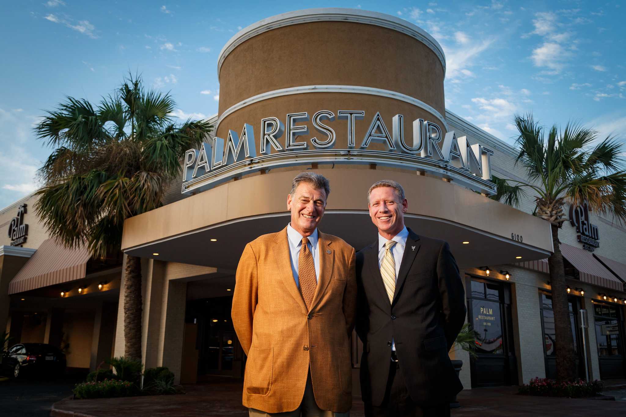 Galleriaarea steakhouse reopens after 5month renovation