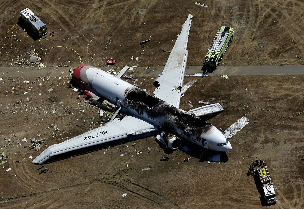 amazingly-most-people-survived-these-plane-crashes