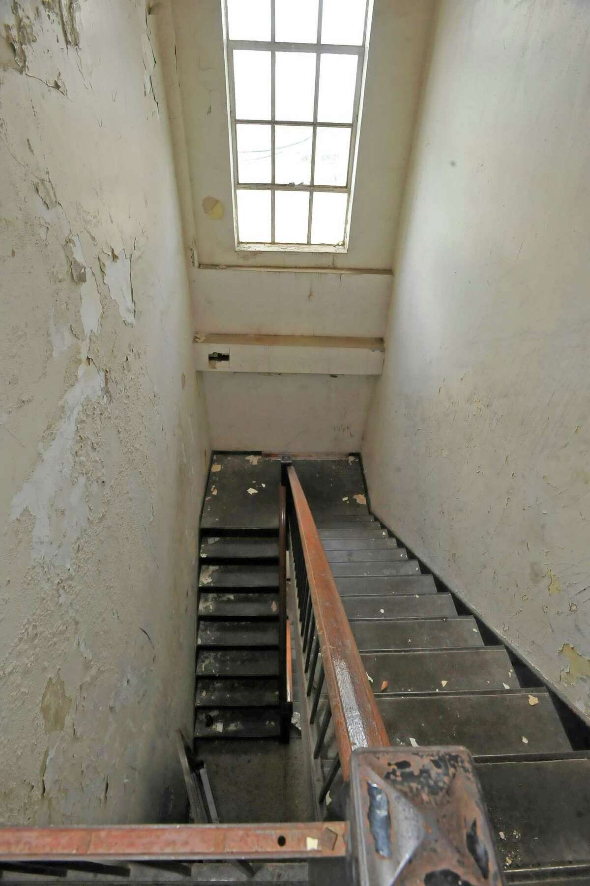 Peek into a vintage downtown penthouse