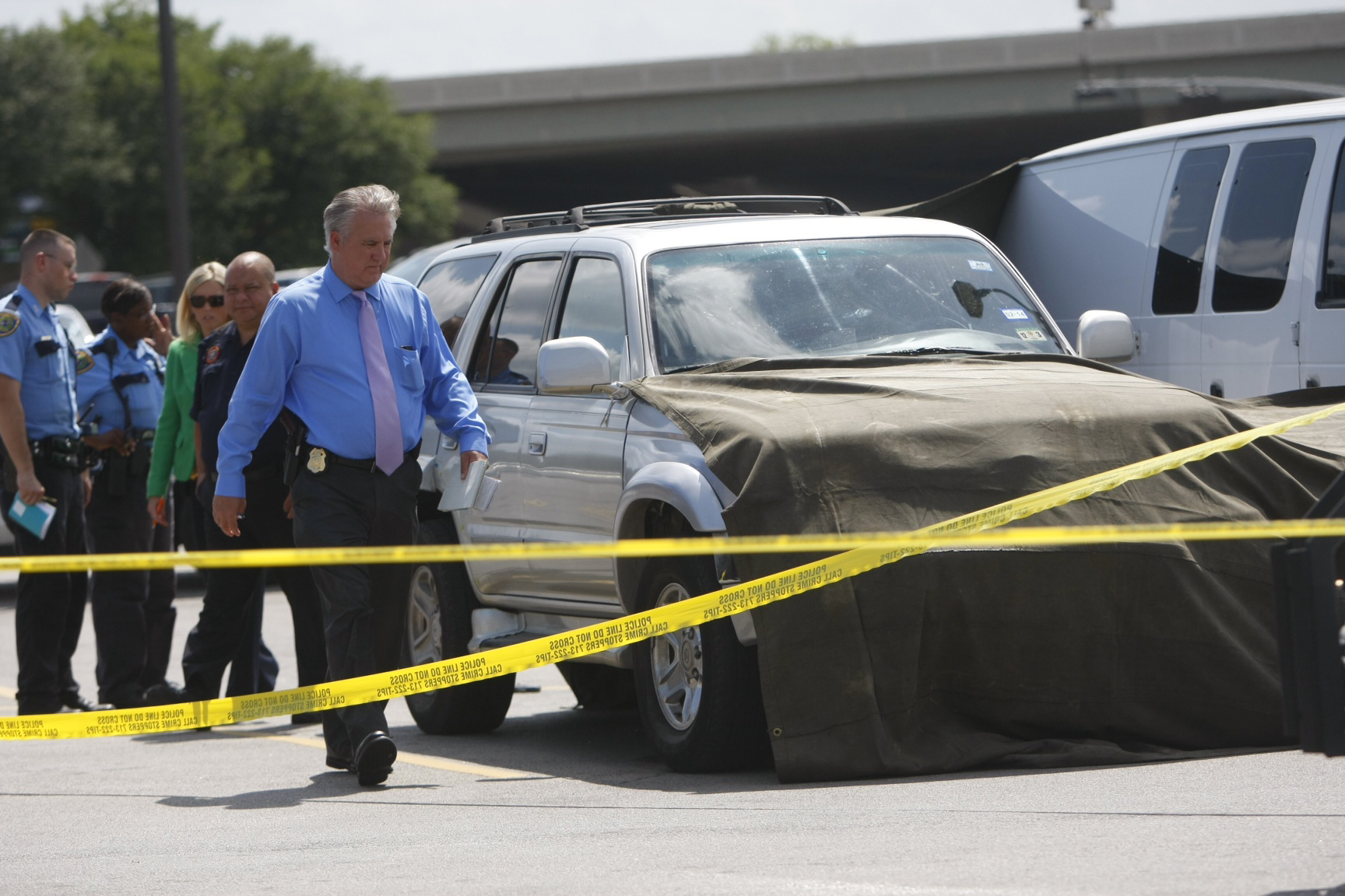 Houston Police Armed Robbery Victim Fatally Shot Attacker At Fiesta Houston Police Armed Robbery Victim Fatally Shot Attacker At Fiesta