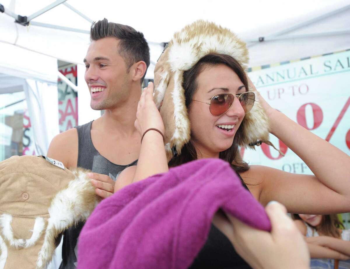 Greenwich Chamber upbeat about annual sidewalk sale