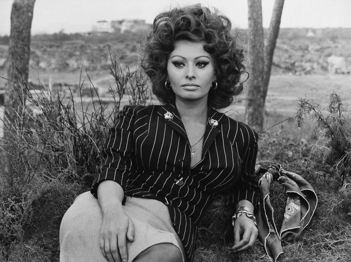 Vintage Bombshell Sophia Loren Turns 83 Years Old