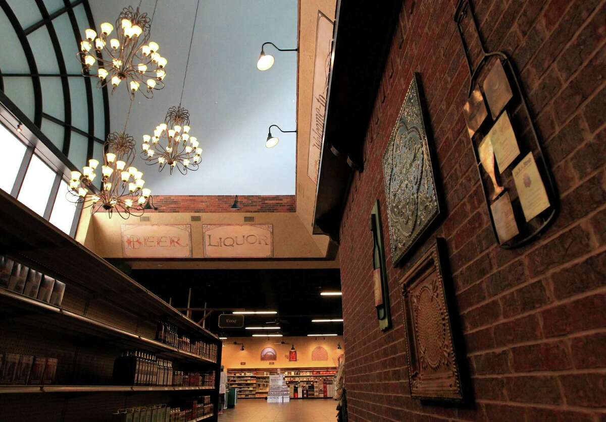 Liquor store chains do battle