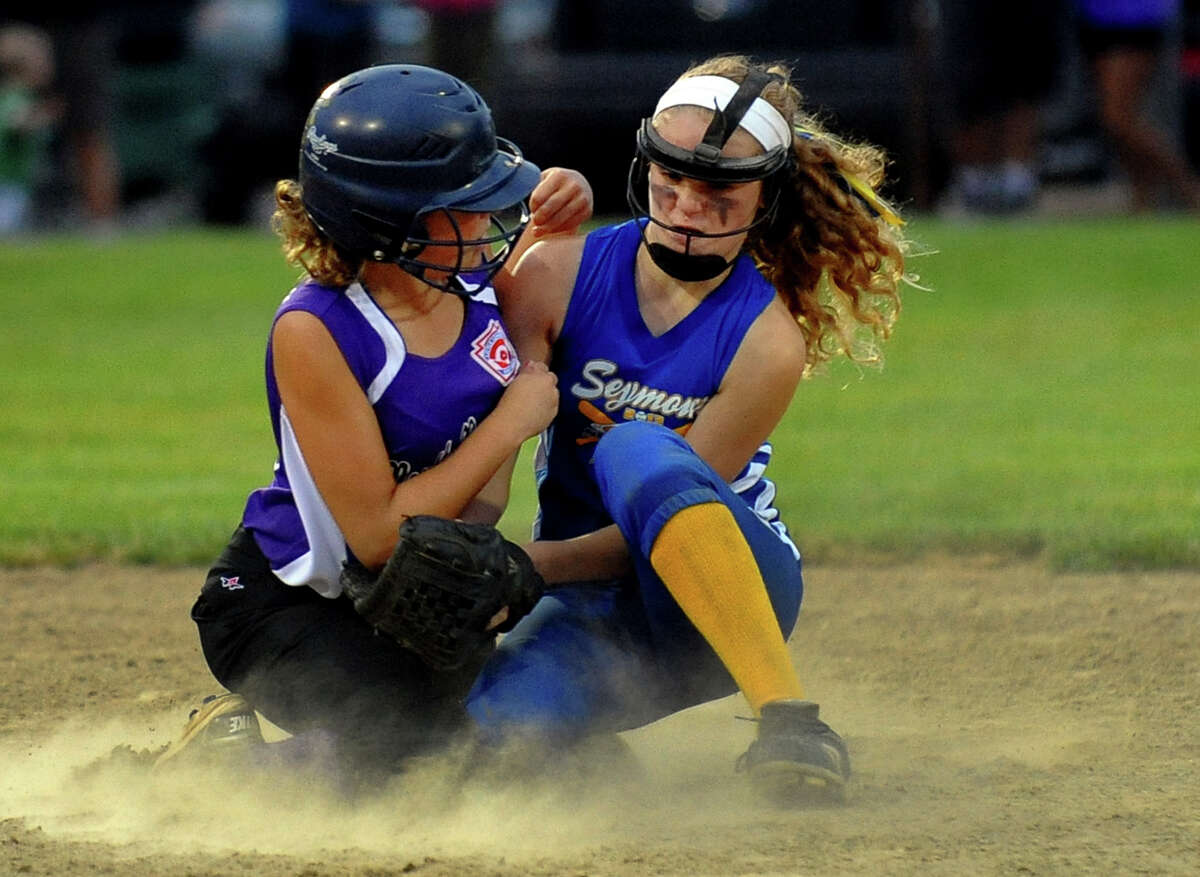 Condo pitches in to lead Seymour past North Branford