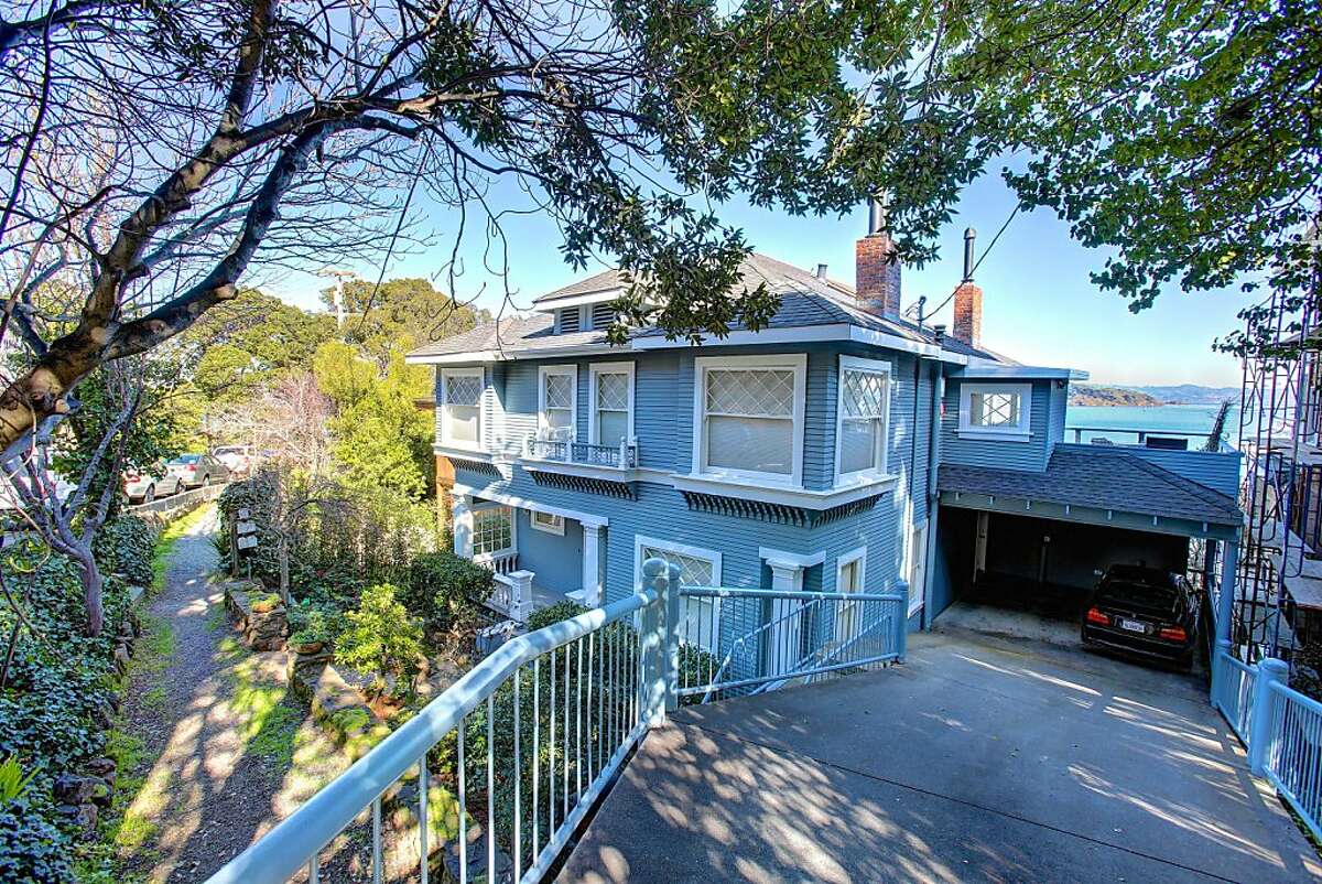 Revamped Sausalito home has history, light, views