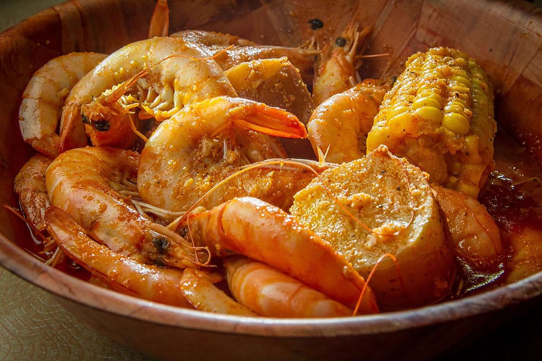 Hang Ten Boiler: Cajun and Hawaiian food in Alameda