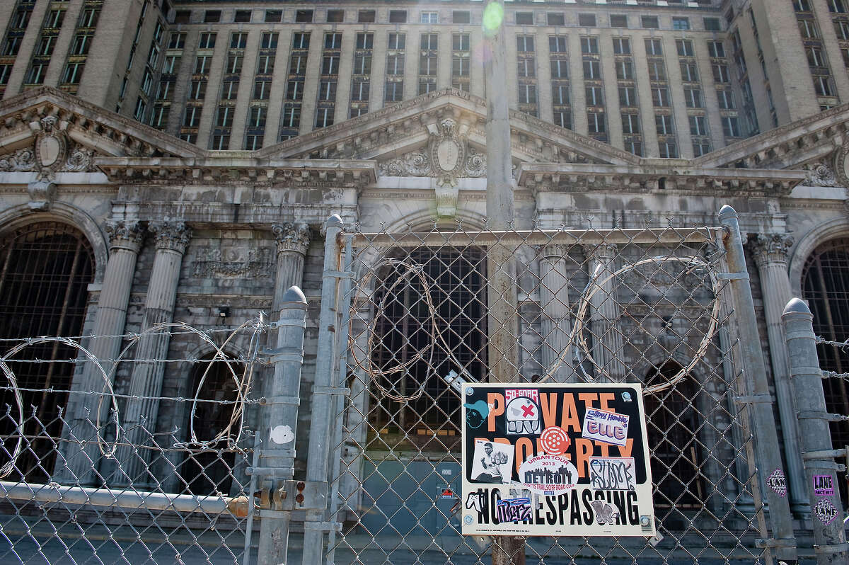 The abandoned buildings of Detroit